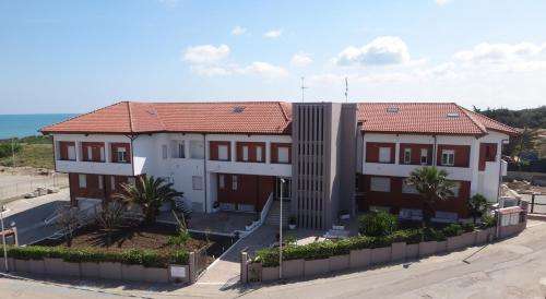 www.residenzaondanomala.it