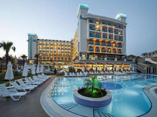 www.lunablancahotel.com