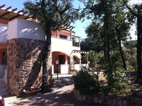 www.villahedy.it