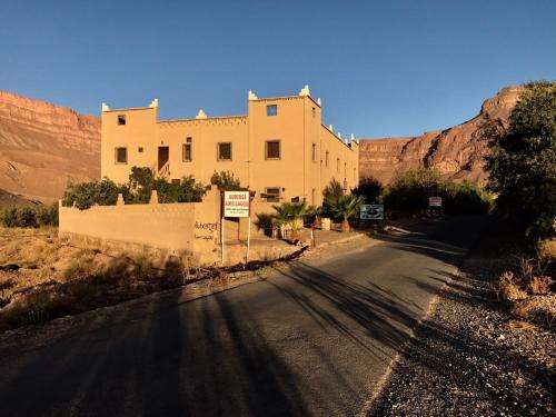 www.aubergeamellagou.com