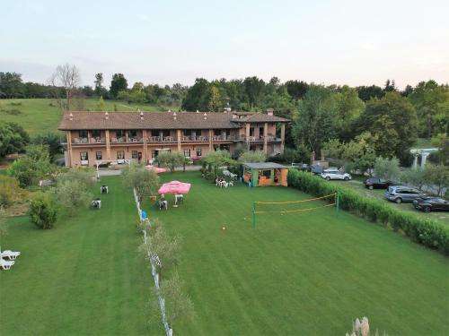 www.agriturismocascinareciago.it