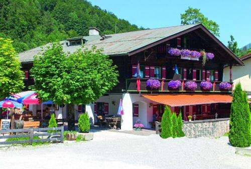 www.wirtshaus-hocheck.de