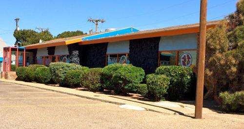 www.crystalpalaceinntx.com