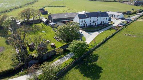 www.knockaloebegfarm.com