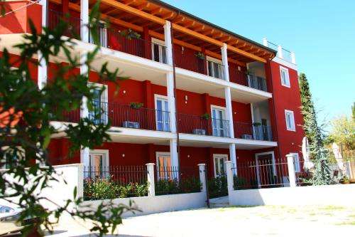 www.residencecandeloro.com