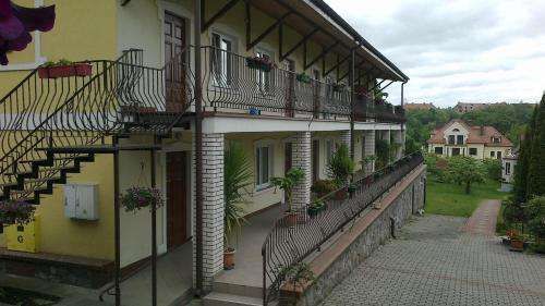 www.gosciniec-mazurski.pl