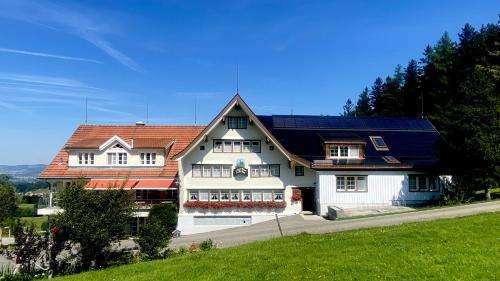www.hirschenwald.ch
