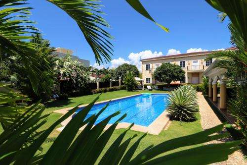 www.villa-pedro.com