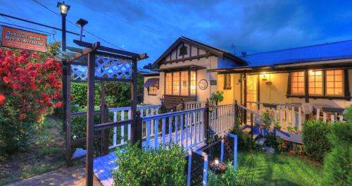 www.andavinebnb.com.au
