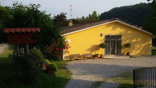 www.agriturismoallago.it