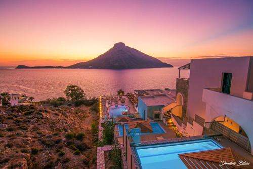 www.elenahotels.com