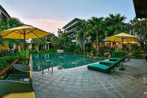 www.cocoretreatphuket.com