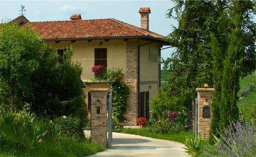 www.agriturismotrestelle.it