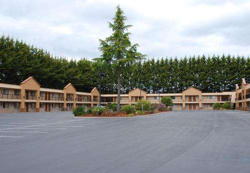 www.hotelmcminnville.com