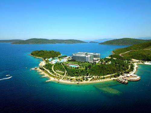 www.lablancheisland.com