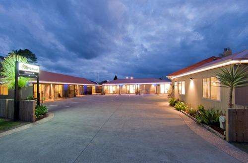 www.theolivemotel.co.nz