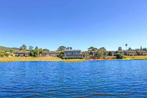 www.pinelakemarina.co.za