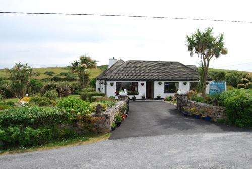 www.oceanwave-bedandbreakfast.com