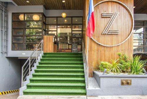 www.zhostel.com