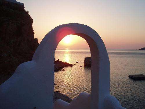 www.tilosholidays.gr