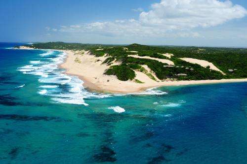 www.machangulobeachlodge.com