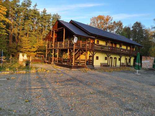 www.gosciniec-rokitki.pl
