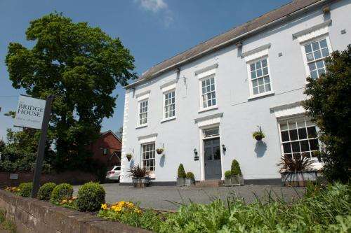 www.bridgehouserossonwye.co.uk