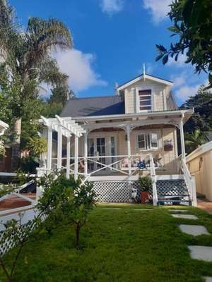 www.harbourviewcottagebnb.com