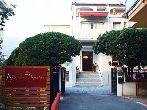 www.residenzaargentinaspotorno.com