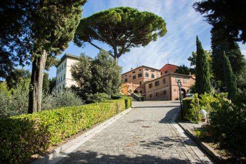 www.borgobucciano.it