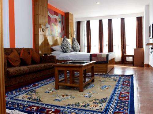 www.hoteltarayana.com
