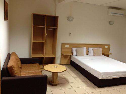 www.residencesandervalia.com