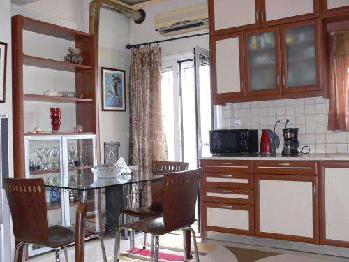 www.alena-apartments.com