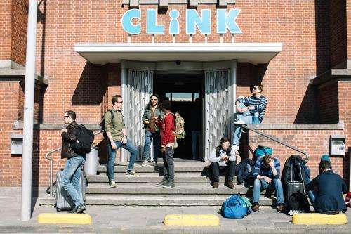 www.clinkhostels.com