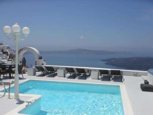 www.nomikosvillas.gr