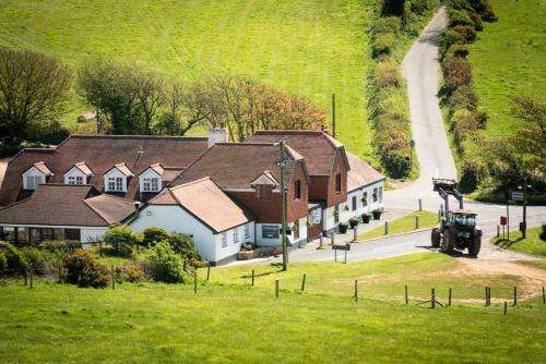 www.chequersinn-iow.co.uk