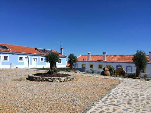 www.casasdemirobriga.pt