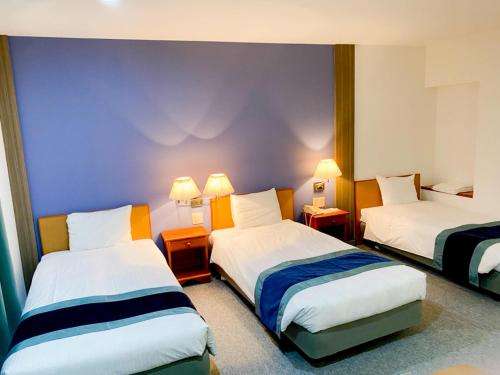 www.hotel-caretta.com