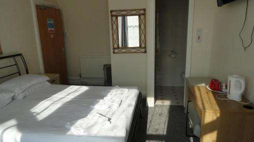 www.100pipershotel.co.uk