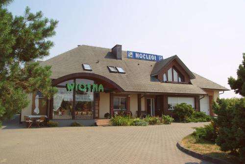 www.willawiosna.pl