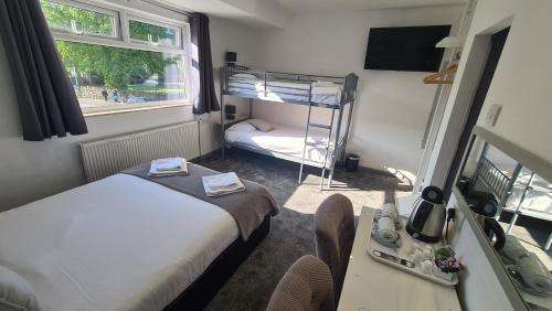 www.gwyneddhotel.com