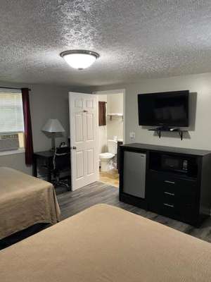 www.thenewlanternmotel.com