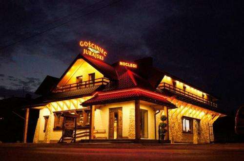 www.gosciniecjurajski.com.pl