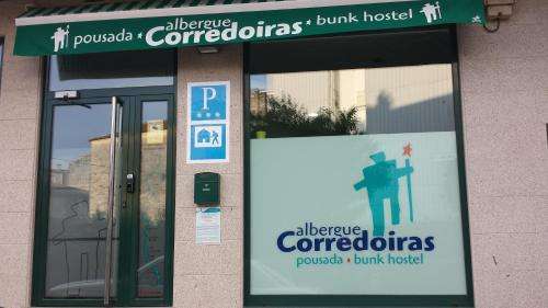 www.alberguecorredoiras.es