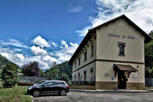www.alberguebustiello.com