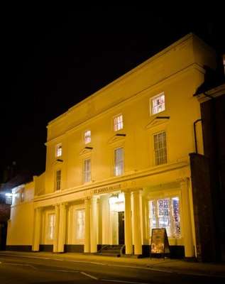 www.stjohnshouse.co.uk