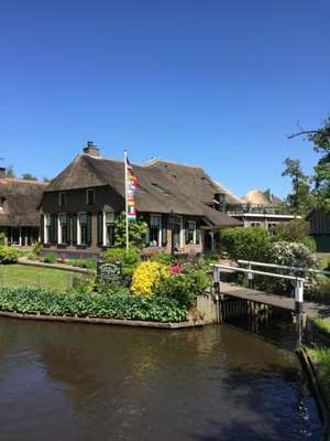 www.campingdehof.nl