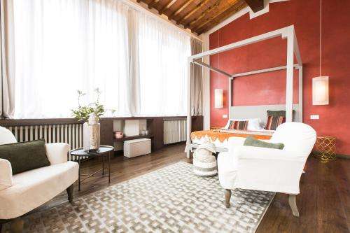www.cantodegliscali.com