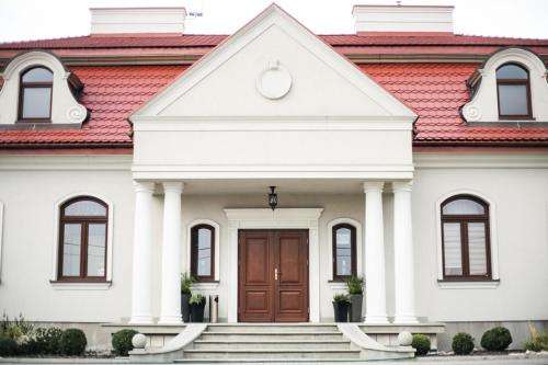www.prestige-wierzchowisko.pl