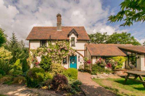 www.dalefarmhouse.co.uk